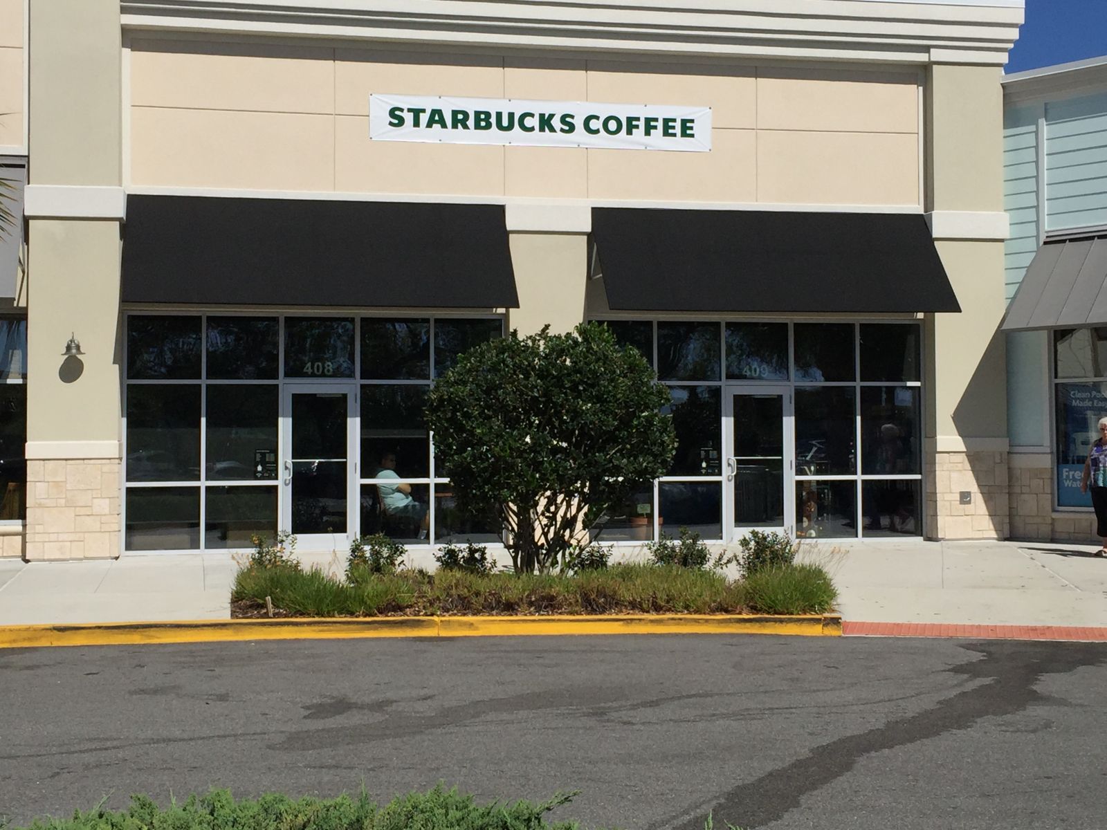 Temporary Starbucks in Island Walk, Palm Coast, FL